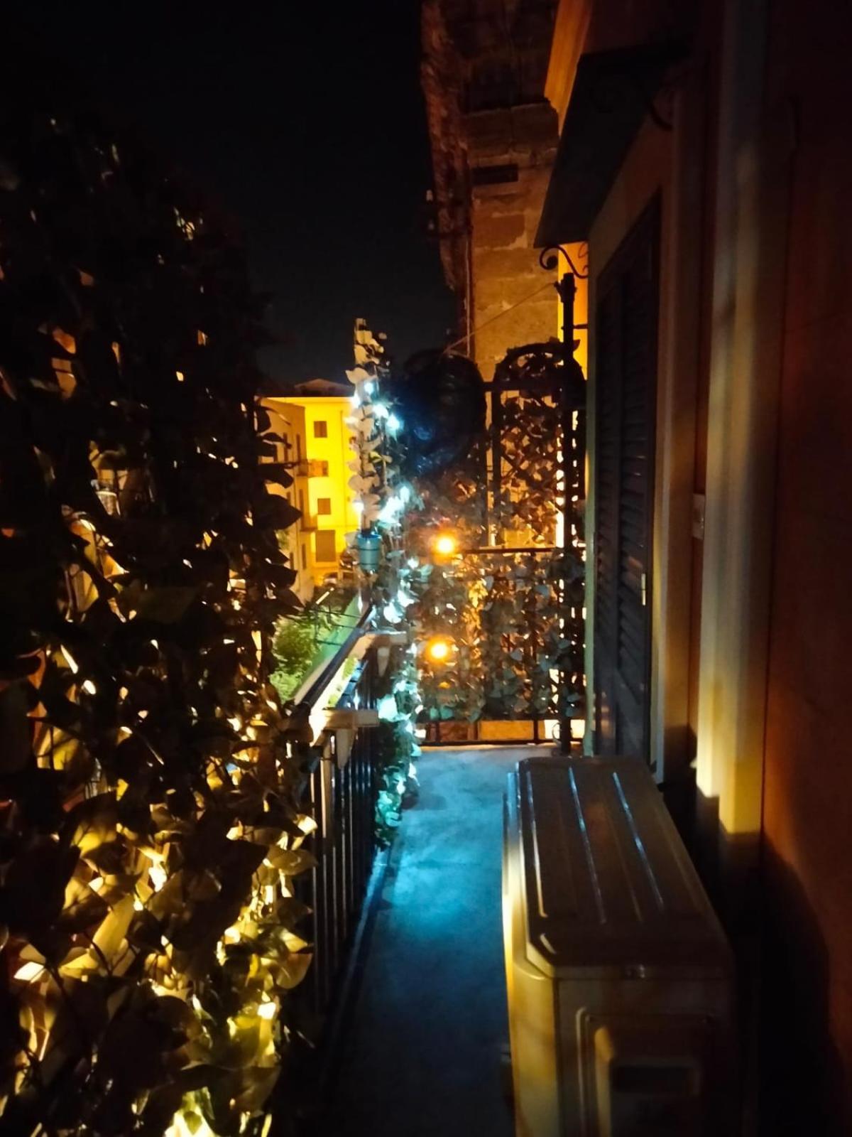 Palazzo Rea Lägenhet Palermo Exteriör bild
